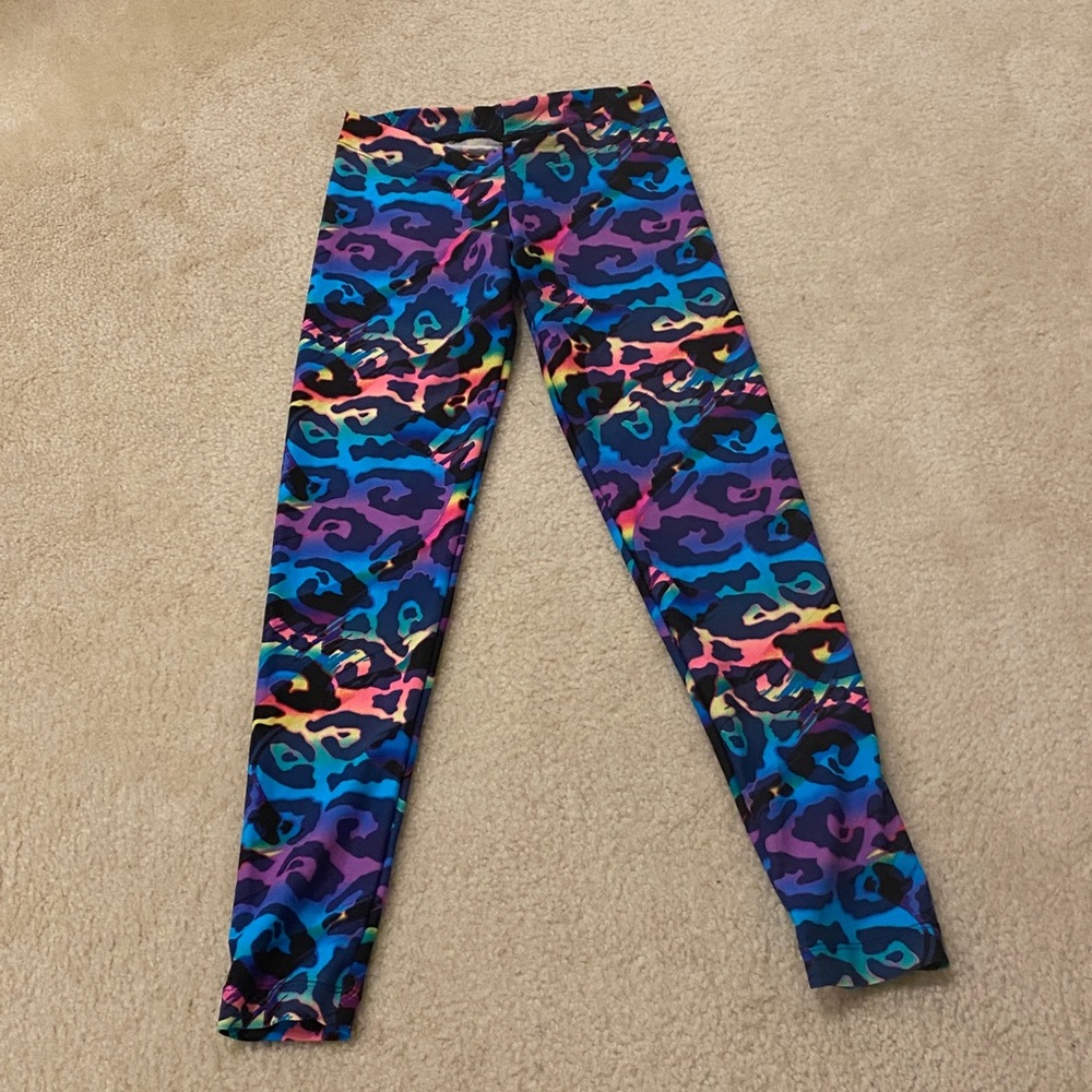 Elizabeth Rogiani Alicia Marie collection 7/8 length colored low waist leggings
